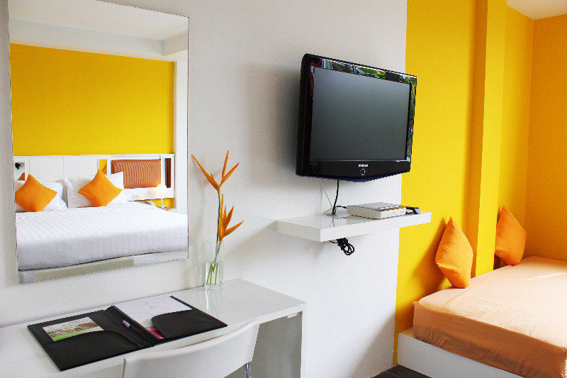 Готель Malai House Karon Екстер'єр фото